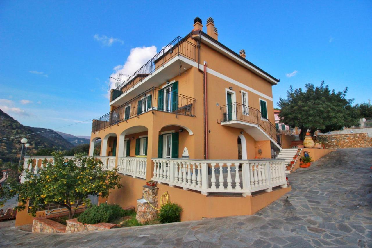 A Carubba Du Bungiurnu Villa Borgio Verezzi Luaran gambar